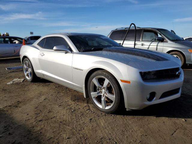 2G1FB1ED6B9142571 - 2011 CHEVROLET CAMARO LT SILVER photo 4