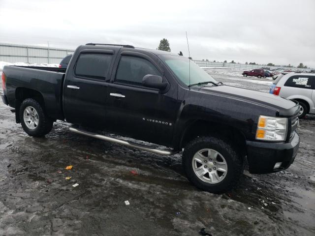 2GCEK13M871684444 - 2007 CHEVROLET SILVERADO K1500 CREW CAB BLACK photo 4