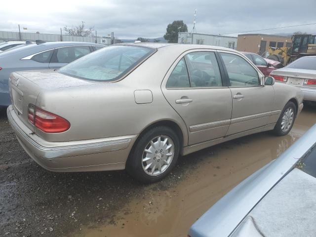 WDBJF65J31B245855 - 2001 MERCEDES-BENZ E 320 TAN photo 3