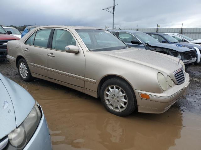 WDBJF65J31B245855 - 2001 MERCEDES-BENZ E 320 TAN photo 4