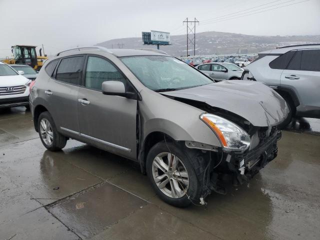 JN8AS5MT8DW514928 - 2013 NISSAN ROGUE S GRAY photo 4