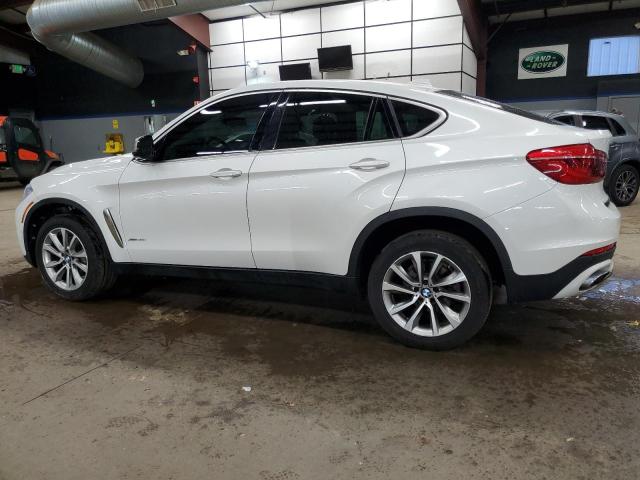 5UXKU2C58K0Z63987 - 2019 BMW X6 XDRIVE35I WHITE photo 2