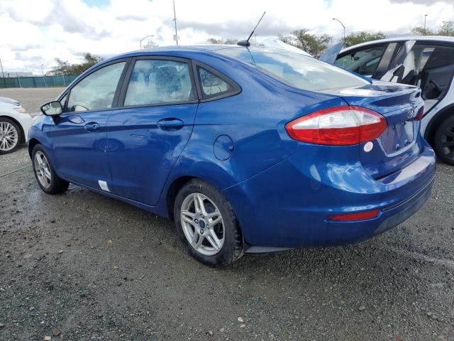 3FADP4BJ4JM115344 - 2018 FORD FIESTA SE BLUE photo 2