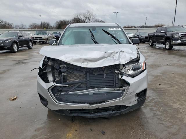 1GNERFKW3JJ132432 - 2018 CHEVROLET TRAVERSE LS SILVER photo 5