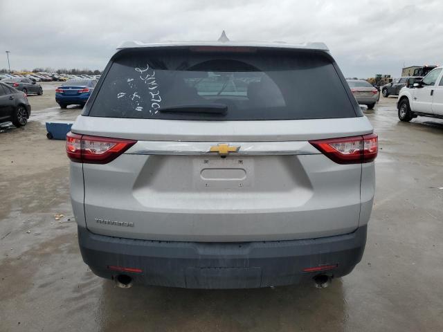 1GNERFKW3JJ132432 - 2018 CHEVROLET TRAVERSE LS SILVER photo 6