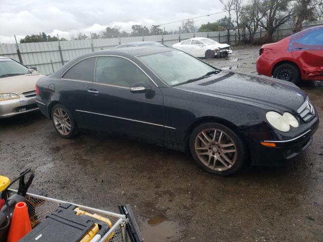 WDBTJ56HX8F234156 - 2008 MERCEDES-BENZ CLK 350 BLACK photo 4