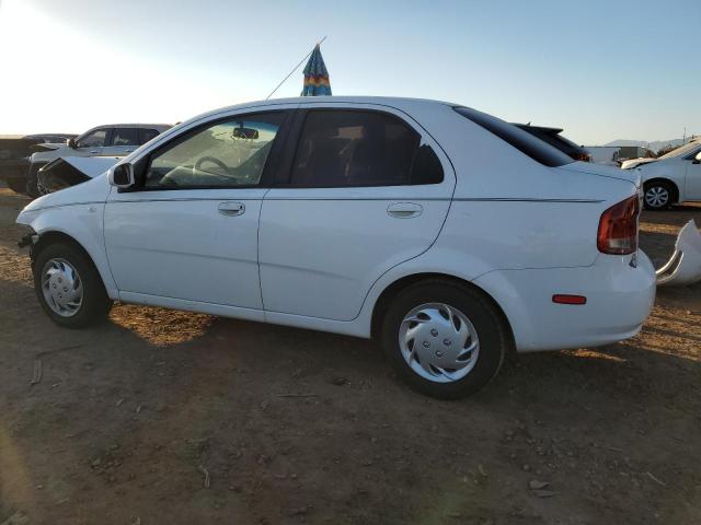 KL1TD52635B443715 - 2005 CHEVROLET AVEO BASE WHITE photo 2