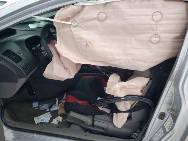 2HGFG12306H014781 - 2006 HONDA CIVIC DX VP SILVER photo 7