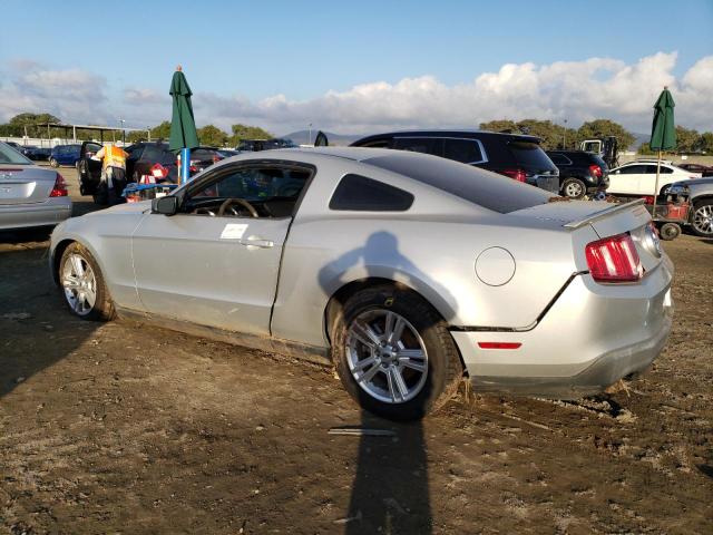 1ZVBP8AN7A5143414 - 2010 FORD MUSTANG SILVER photo 2