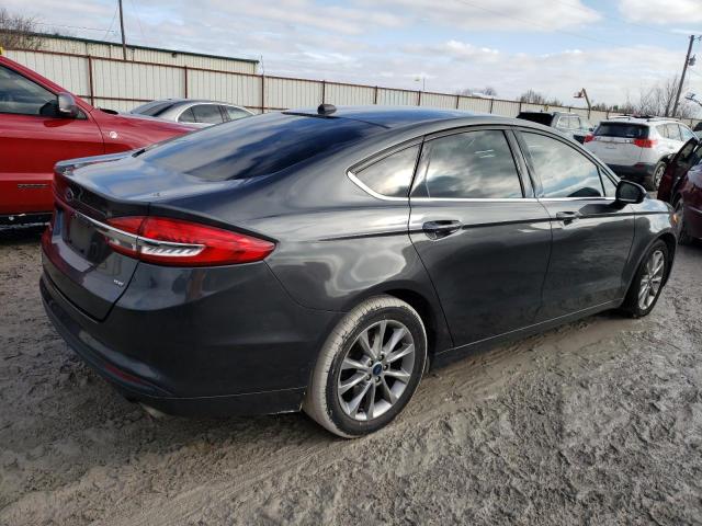 3FA6P0H78HR286575 - 2017 FORD FUSION SE GRAY photo 3