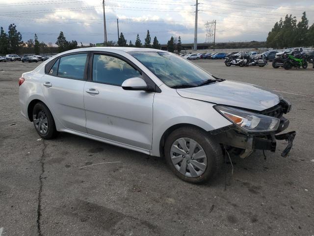 3KPA24AD7LE354813 - 2020 KIA RIO LX SILVER photo 4