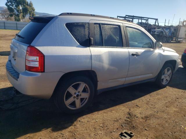 1J8FF47W07D597706 - 2007 JEEP COMPASS SILVER photo 3