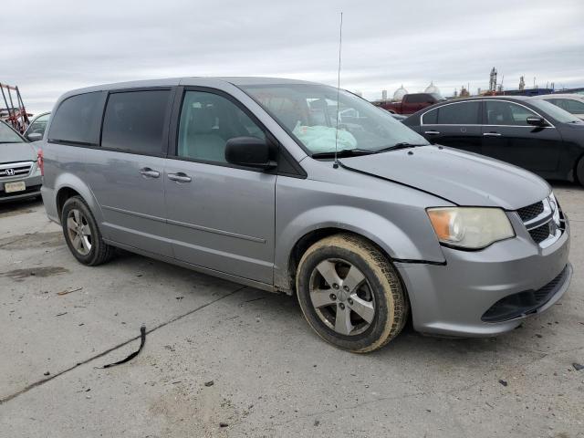 2C4RDGBG3DR660687 - 2013 DODGE GRAND CARA SE SILVER photo 4