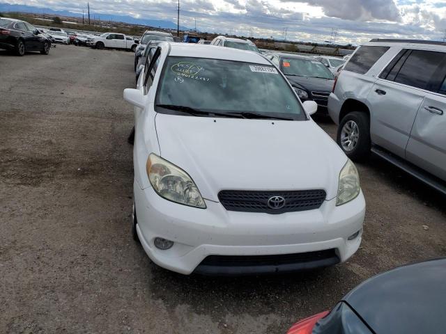 2T1KR32E75C354300 - 2005 TOYOTA COROLLA MA XR WHITE photo 5
