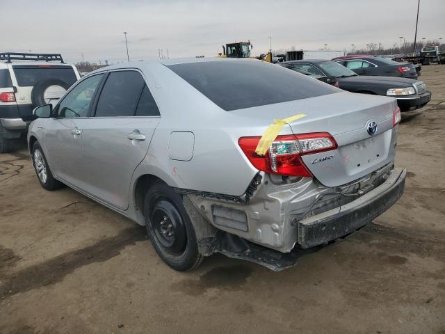 4T1BD1FK8CU013065 - 2012 TOYOTA CAMRY HYBRID SILVER photo 2