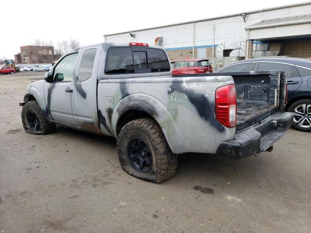 1N6AD06W87C450537 - 2007 NISSAN FRONTIER K GRAY photo 2