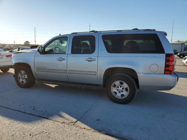 1GNSCJE01DR111194 - 2013 CHEVROLET SUBURBAN C1500 LT SILVER photo 2