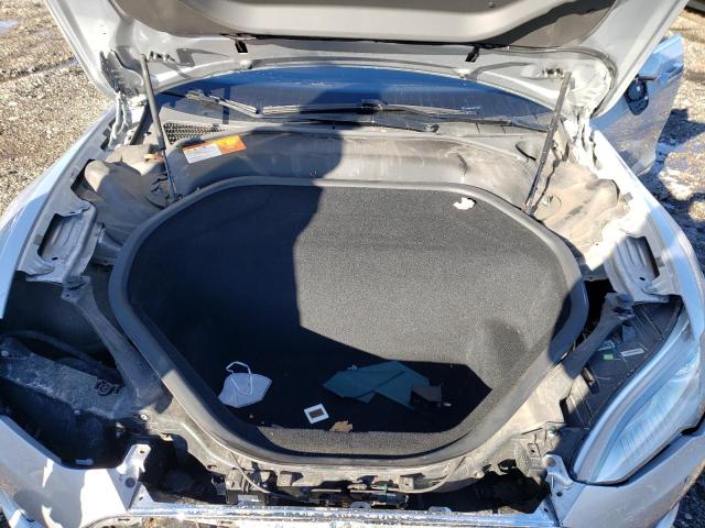 5YJSA1E28FF114618 - 2015 TESLA MODEL S Արծաթագույն լուսանկար 11