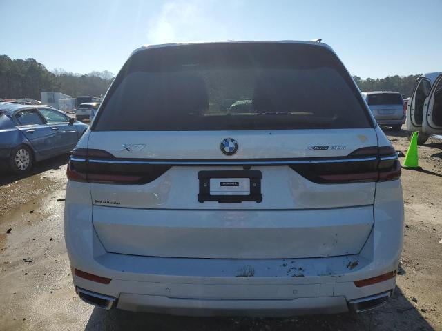 5UX23EM06P9P98998 - 2023 BMW X7 XDRIVE40I WHITE photo 6