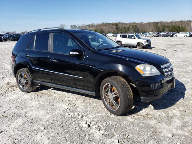 4JGBB22E88A347732 - 2008 MERCEDES-BENZ ML 320 CDI BLACK photo 4