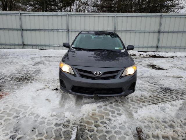 2T1BU4EE2CC871839 - 2012 TOYOTA COROLLA BASE GRAY photo 5