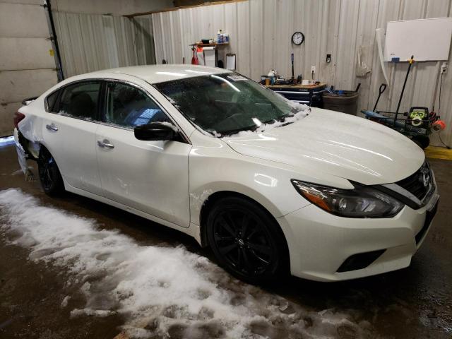 1N4AL3APXHC264593 - 2017 NISSAN ALTIMA 2.5 WHITE photo 4