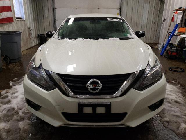 1N4AL3APXHC264593 - 2017 NISSAN ALTIMA 2.5 WHITE photo 5