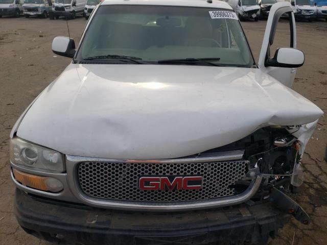 1GKEK63UX4J166970 - 2004 GMC YUKON DENALI WHITE photo 11