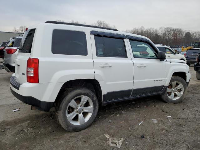 1C4NJRFB7ED717415 - 2014 JEEP PATRIOT LATITUDE WHITE photo 3