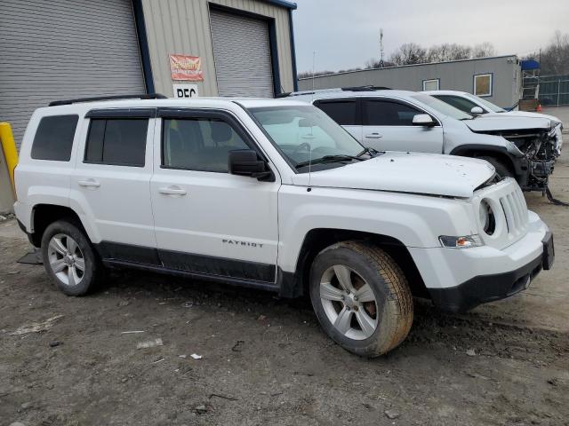 1C4NJRFB7ED717415 - 2014 JEEP PATRIOT LATITUDE WHITE photo 4