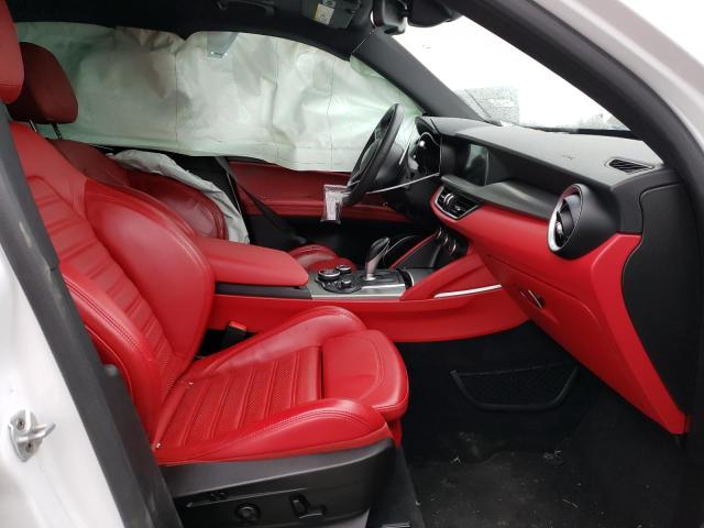 ZASPAKBN2K7C42340 - 2019 ALFA ROMEO STELVIO TI WHITE photo 7