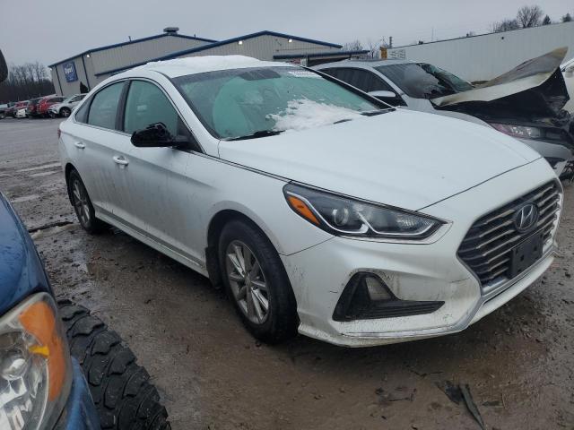 5NPE24AF6JH720692 - 2018 HYUNDAI SONATA SE WHITE photo 4