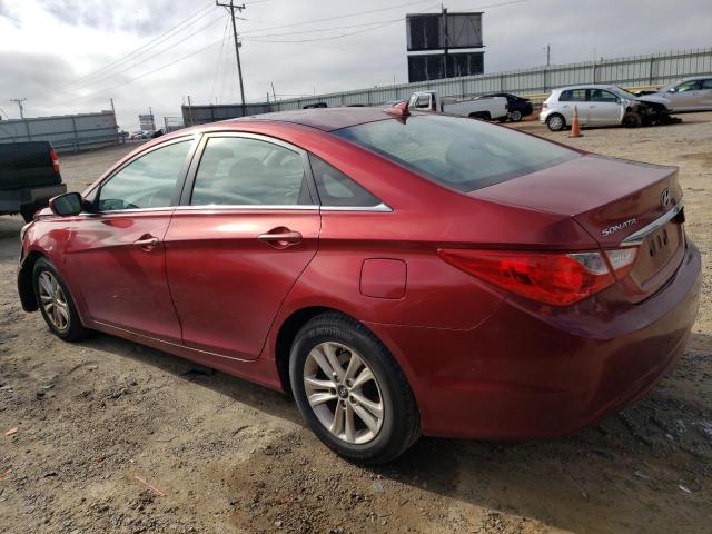 5NPEB4AC9DH777365 - 2013 HYUNDAI SONATA GLS RED photo 2