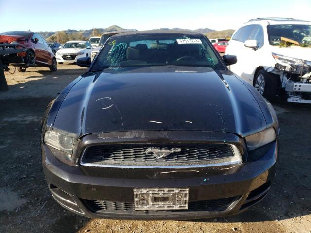 1ZVBP8EM2E5297245 - 2014 FORD MUSTANG BLACK photo 5