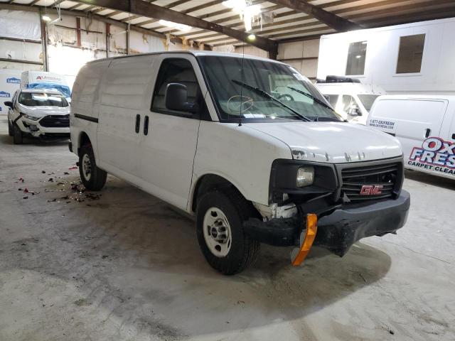 1GTW7FCA5B1101643 - 2011 GMC SAVANA G2500 WHITE photo 4