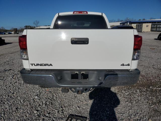 5TFDW5F18DX307376 - 2013 TOYOTA TUNDRA CREWMAX SR5 WHITE photo 6