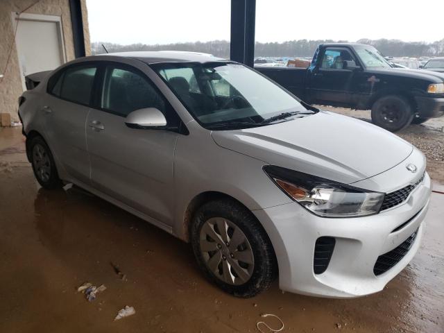 3KPA24AB7JE050473 - 2018 KIA RIO LX SILVER photo 4