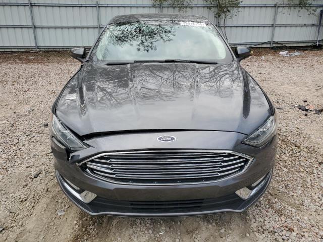 3FA6P0HD2HR244635 - 2017 FORD FUSION SE GRAY photo 5