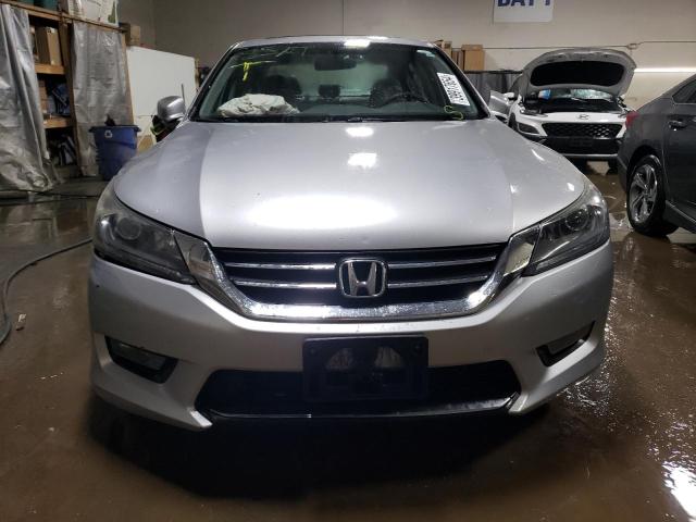 1HGCR2F72FA031158 - 2015 HONDA ACCORD EX SILVER photo 5