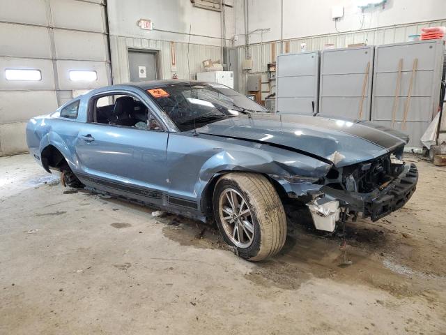 1ZVFT80N855171193 - 2005 FORD MUSTANG BLUE photo 4