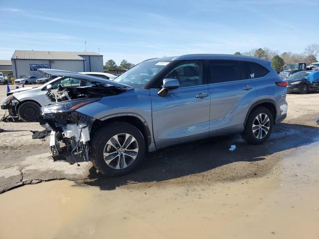 5TDGZRAH4NS091565 - 2022 TOYOTA HIGHLANDER XLE BLUE photo 1