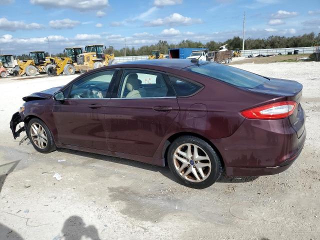 3FA6P0H72DR318737 - 2013 FORD FUSION SE BURGUNDY photo 2