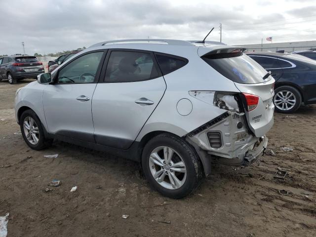 KM8JU3AC0DU593775 - 2013 HYUNDAI TUCSON GLS SILVER photo 2