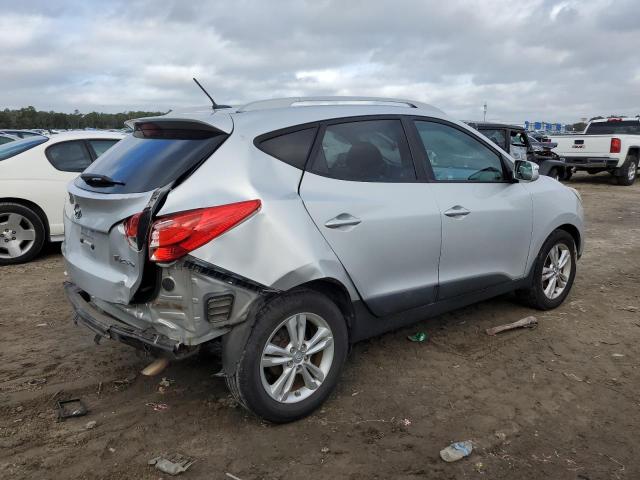 KM8JU3AC0DU593775 - 2013 HYUNDAI TUCSON GLS SILVER photo 3