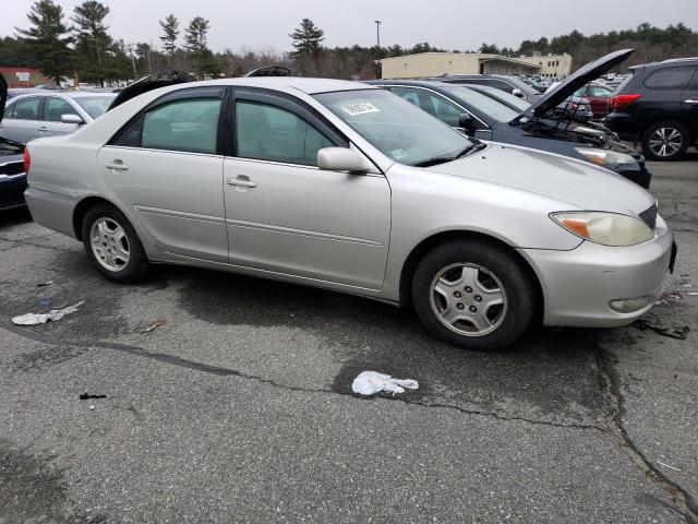 4T1BF32K72U007722 - 2002 TOYOTA CAMRY LE GRAY photo 4