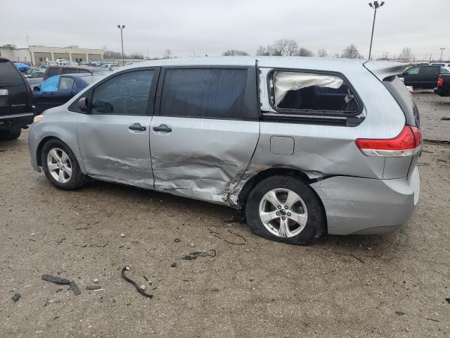 5TDZK3DC1ES500325 - 2014 TOYOTA SIENNA SILVER photo 2