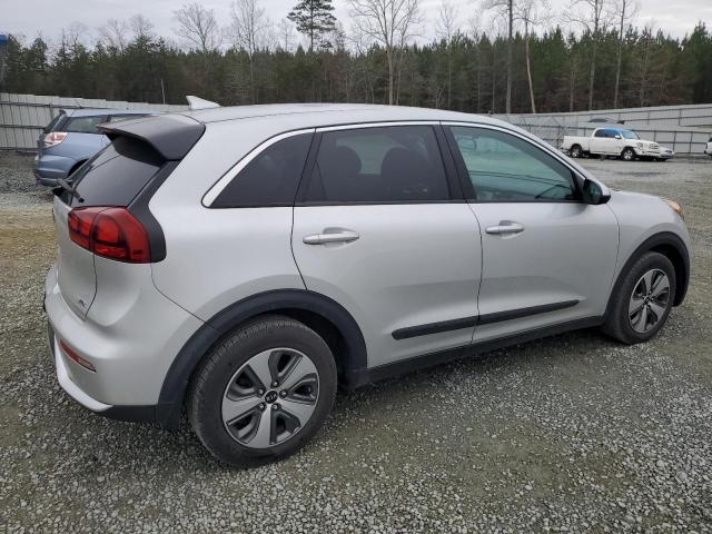 KNDCB3LC8J5210087 - 2018 KIA NIRO FE SILVER photo 3