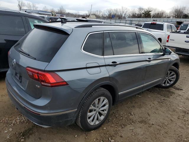 3VV3B7AX0JM017764 - 2018 VOLKSWAGEN TIGUAN SE GRAY photo 3