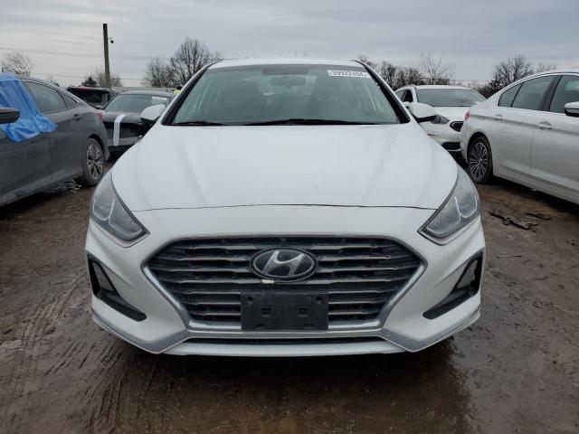 5NPE24AF6KH730821 - 2019 HYUNDAI SONATA SE WHITE photo 5