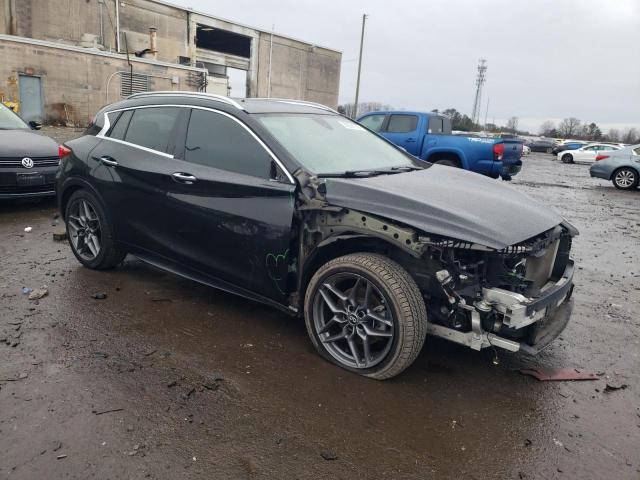 SJKCH5CP3HA035436 - 2017 INFINITI QX30 BASE 黑色 照片 4